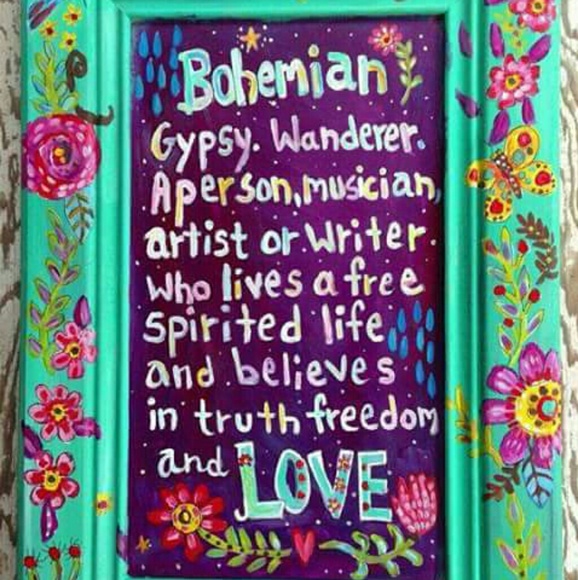 Meet your Posher, Crys' - Picture 2 of 8